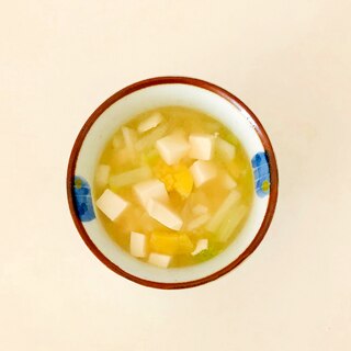 白菜とさつま芋の豆腐味噌汁